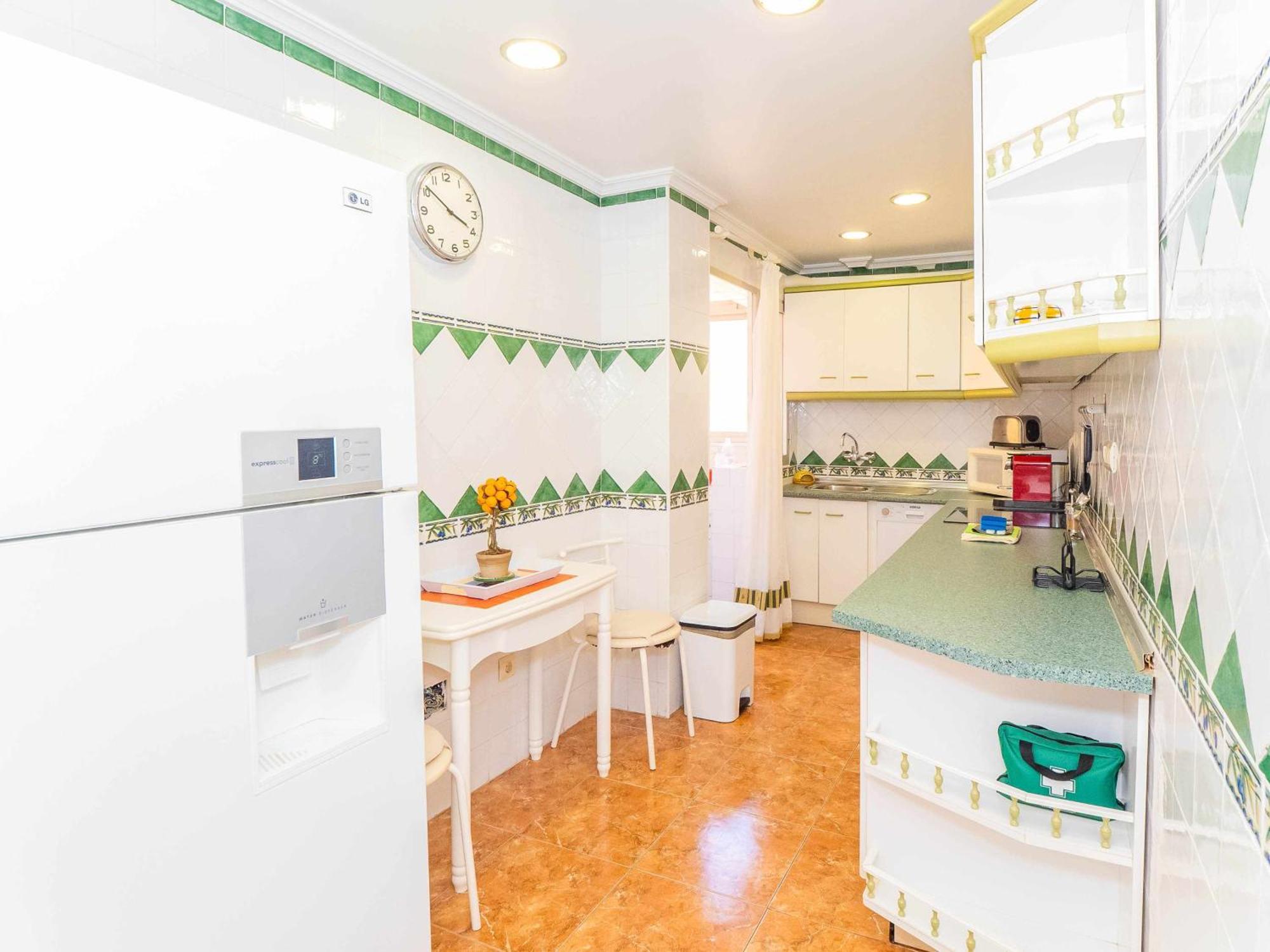 Centrico Apartamento Con Terraza En La Playa Rincón de la Victoria Buitenkant foto